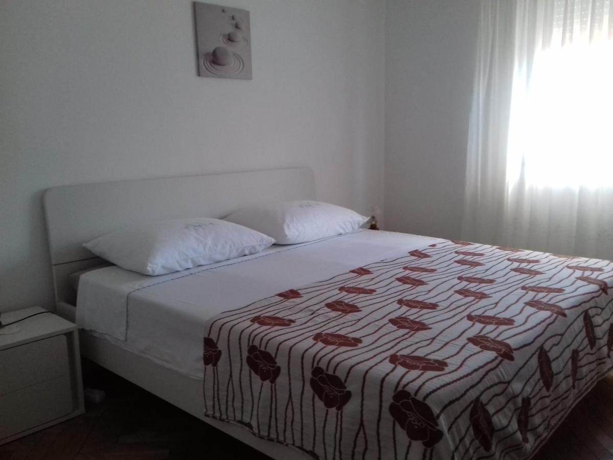 Apartment Dragan Pula Zewnętrze zdjęcie