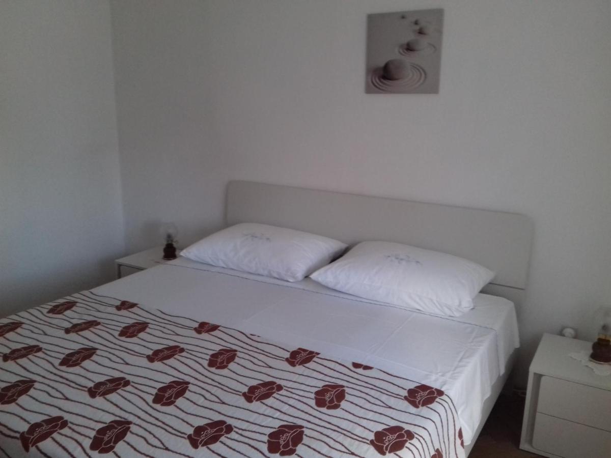 Apartment Dragan Pula Zewnętrze zdjęcie