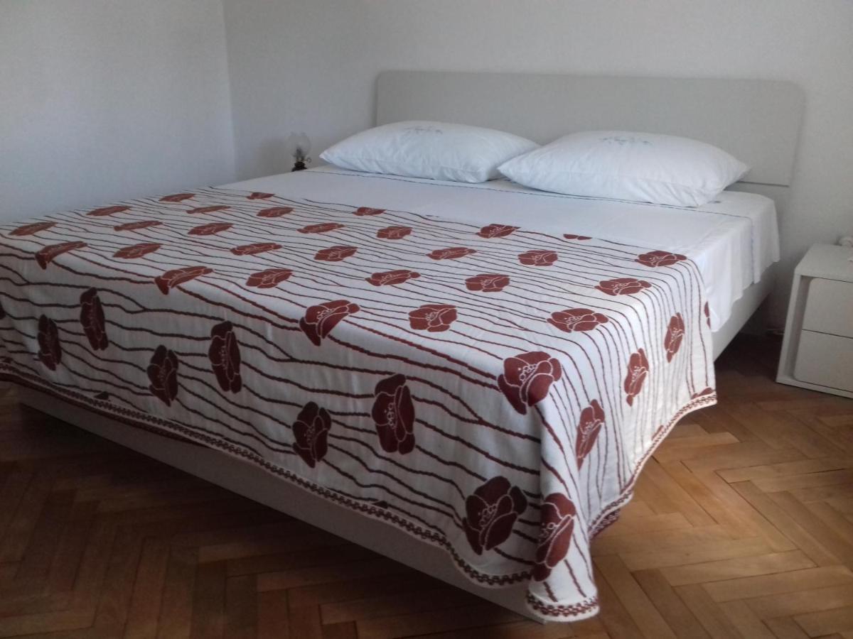 Apartment Dragan Pula Zewnętrze zdjęcie